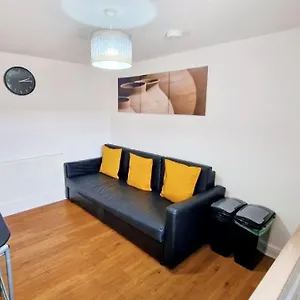 Jpl Apartment
